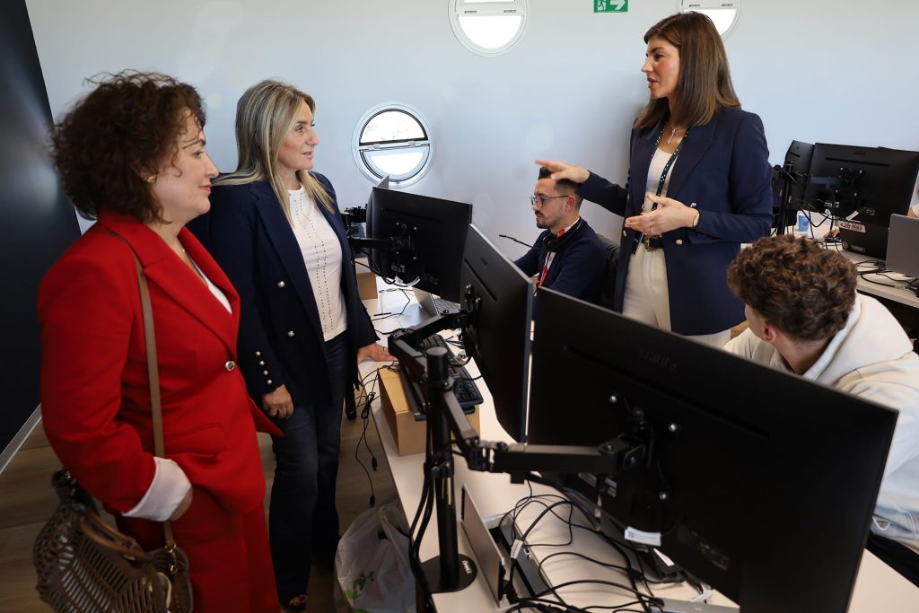 Fundación INNOVASUR impulsa la formación tecnológica y el empleo STEM en Jaén.